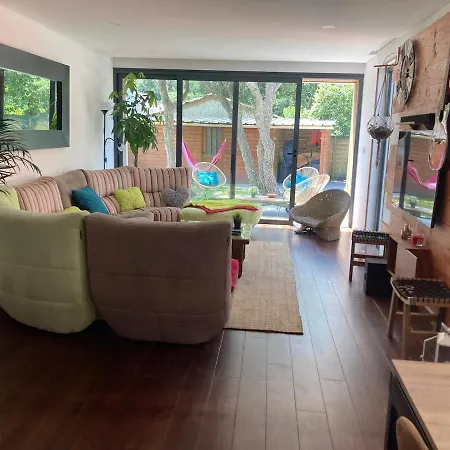 Holiday home Magnifique Maison Architecturale A L'ocean *